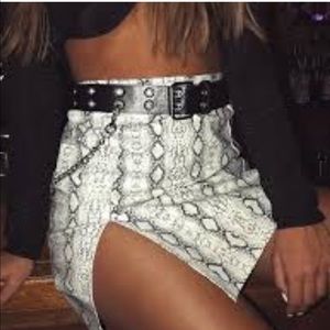 Samira Mini Skirt Snakeskin